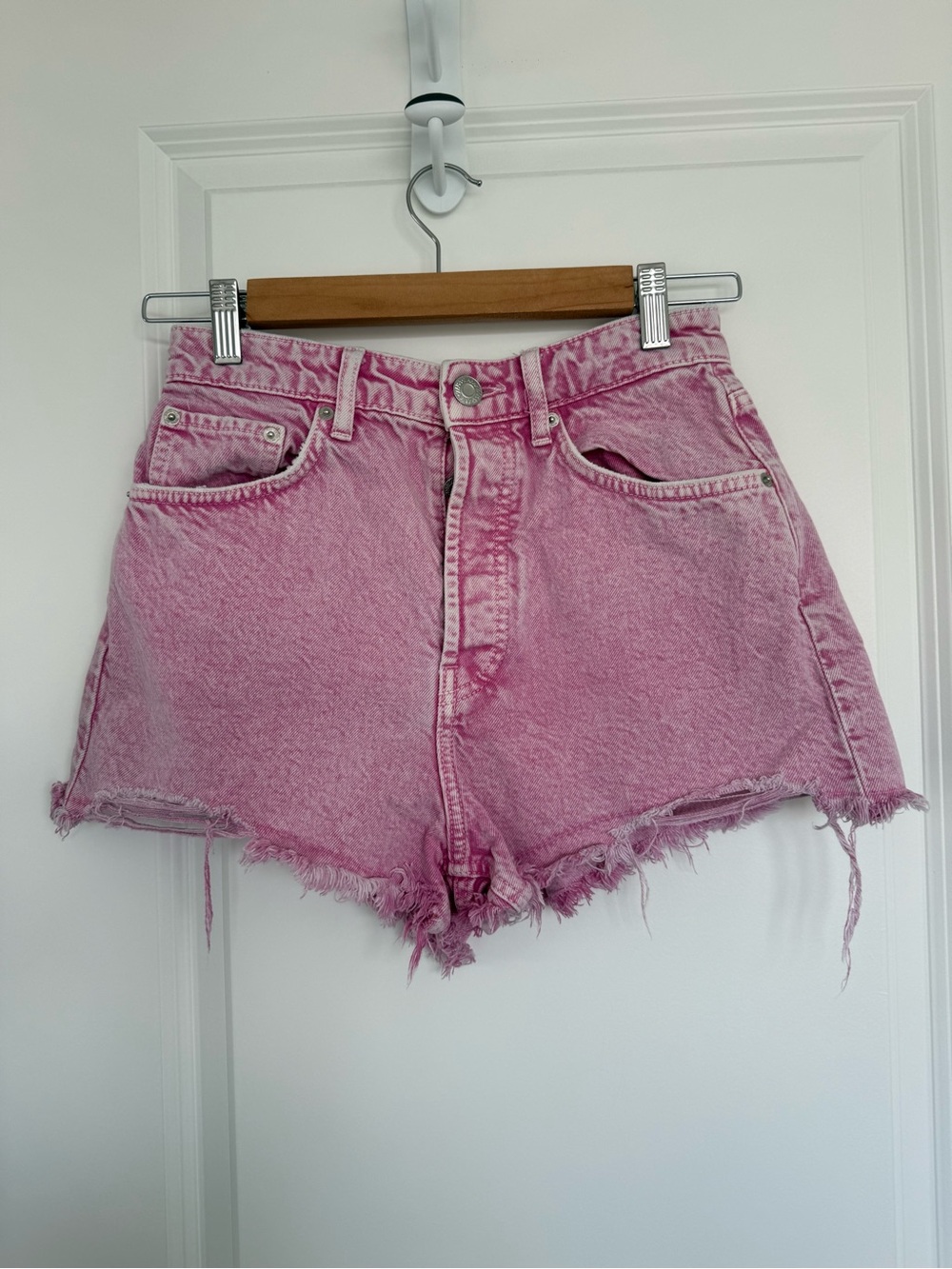 ZARA | Pink High-Waist Denim Cutoff Shorts - size 4